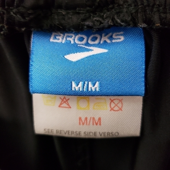 Brooks Men Black Sport Short Size M - Picture 4 of 6
